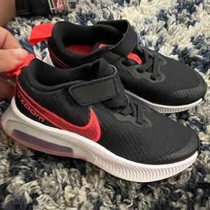 Nikeee running shoes